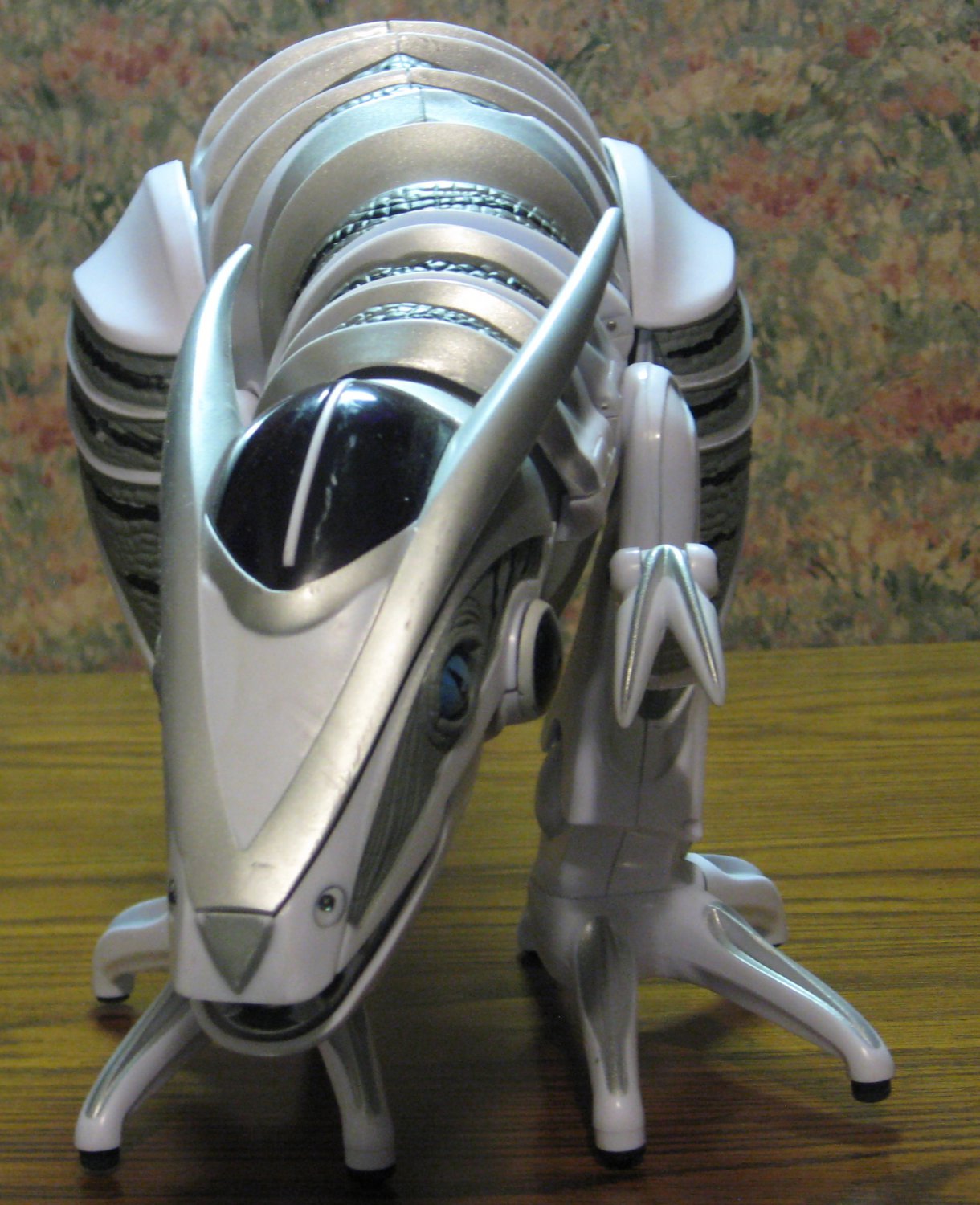 2005 wowwee robot dinosaur