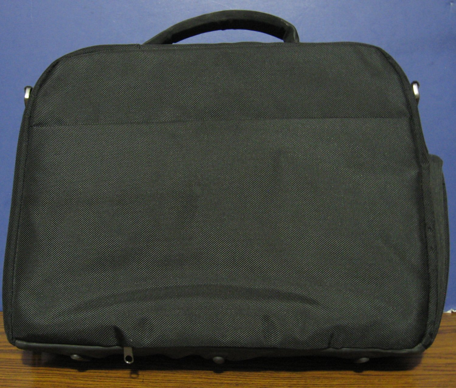 Hewlett Packard Professional Series Laptop Bag 592733-001 - Top Load ...
