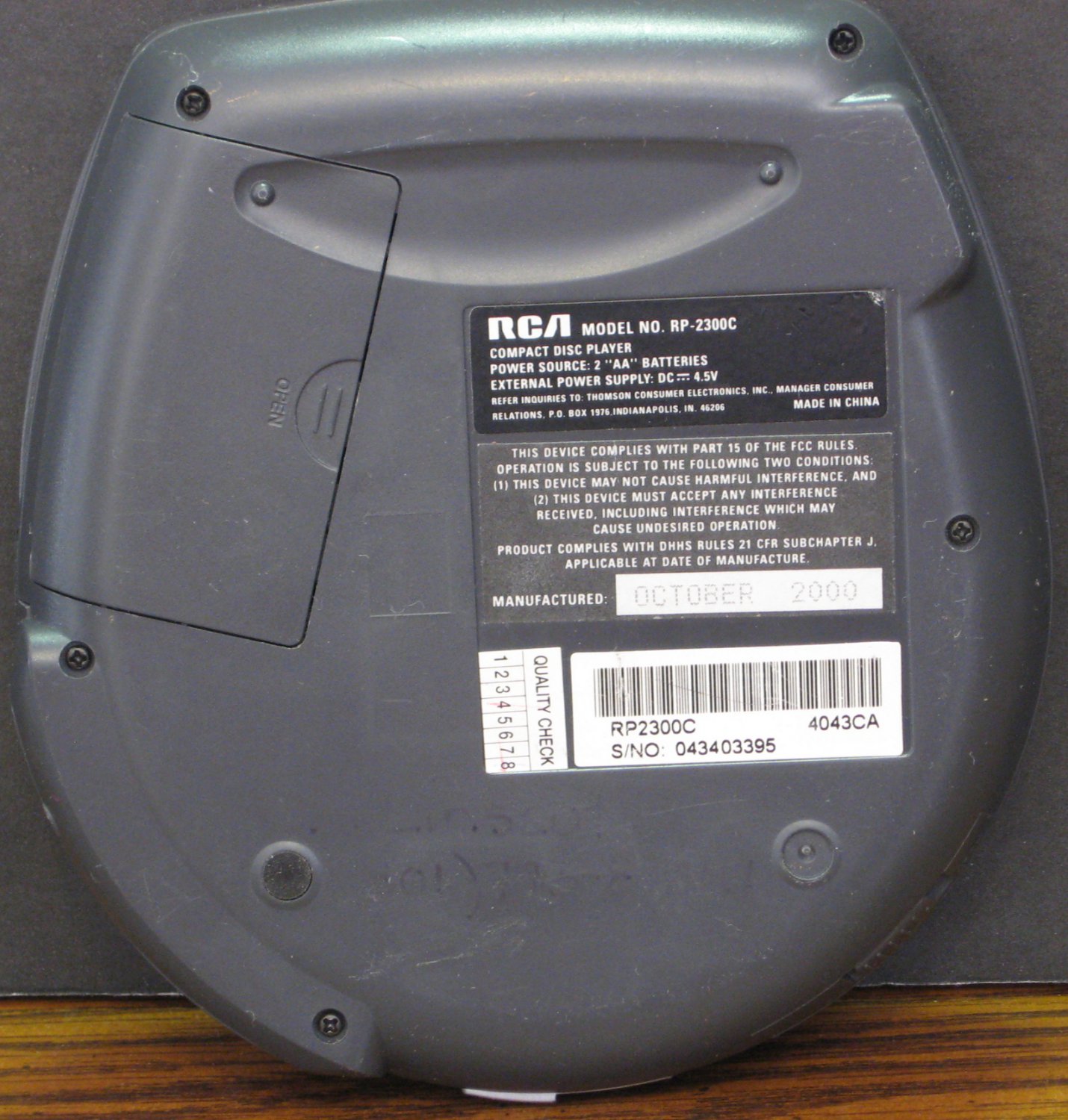 RCA RP2300C Personal Portable Programmable CD Player with Bass Boost