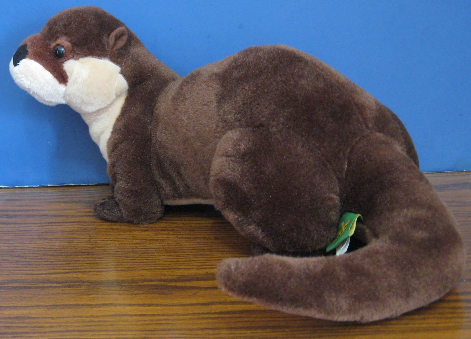 abroader otter plush