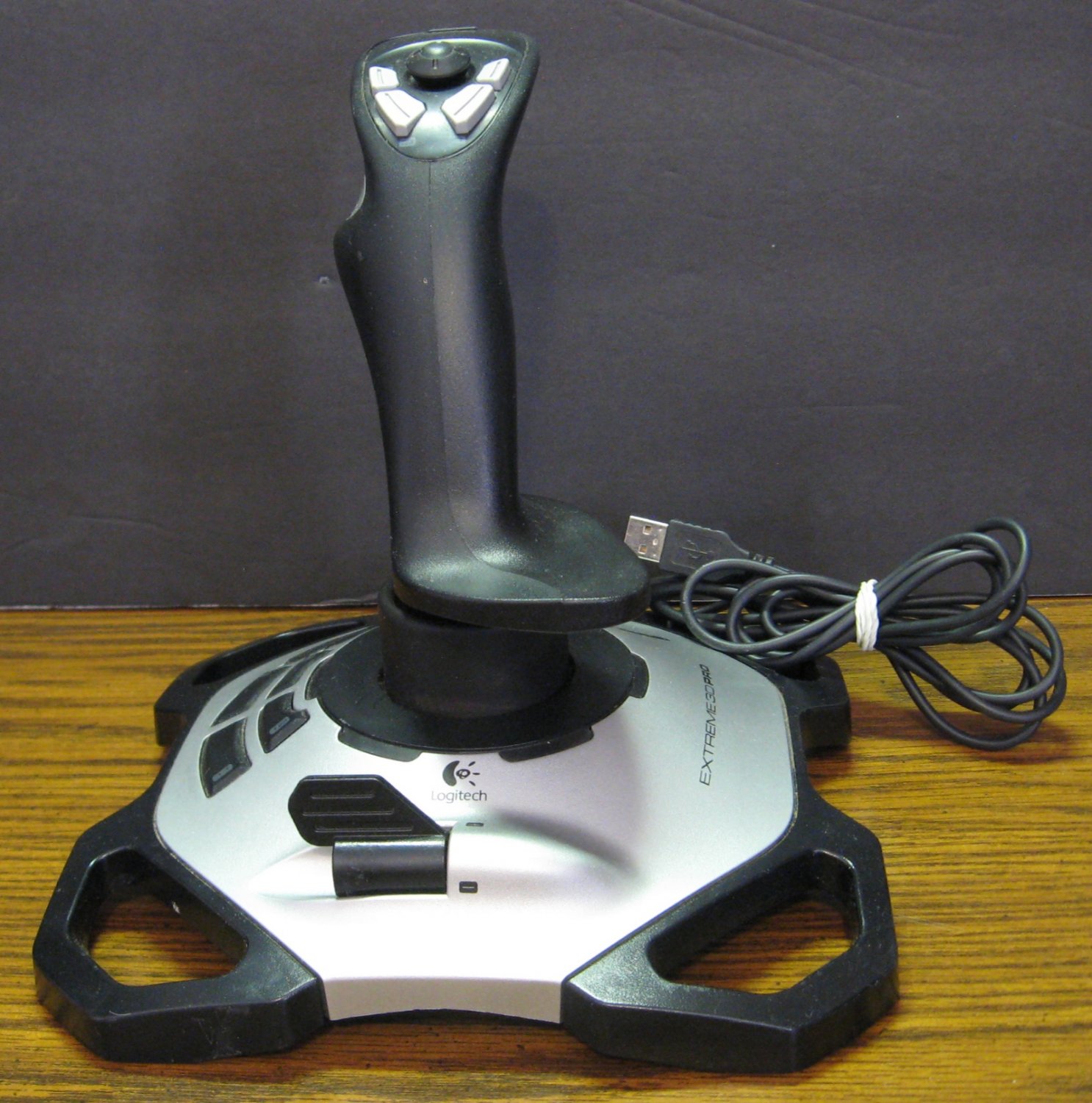 Logitech Extreme 3D Pro USB Flight Stick Joystick Controller JUK17