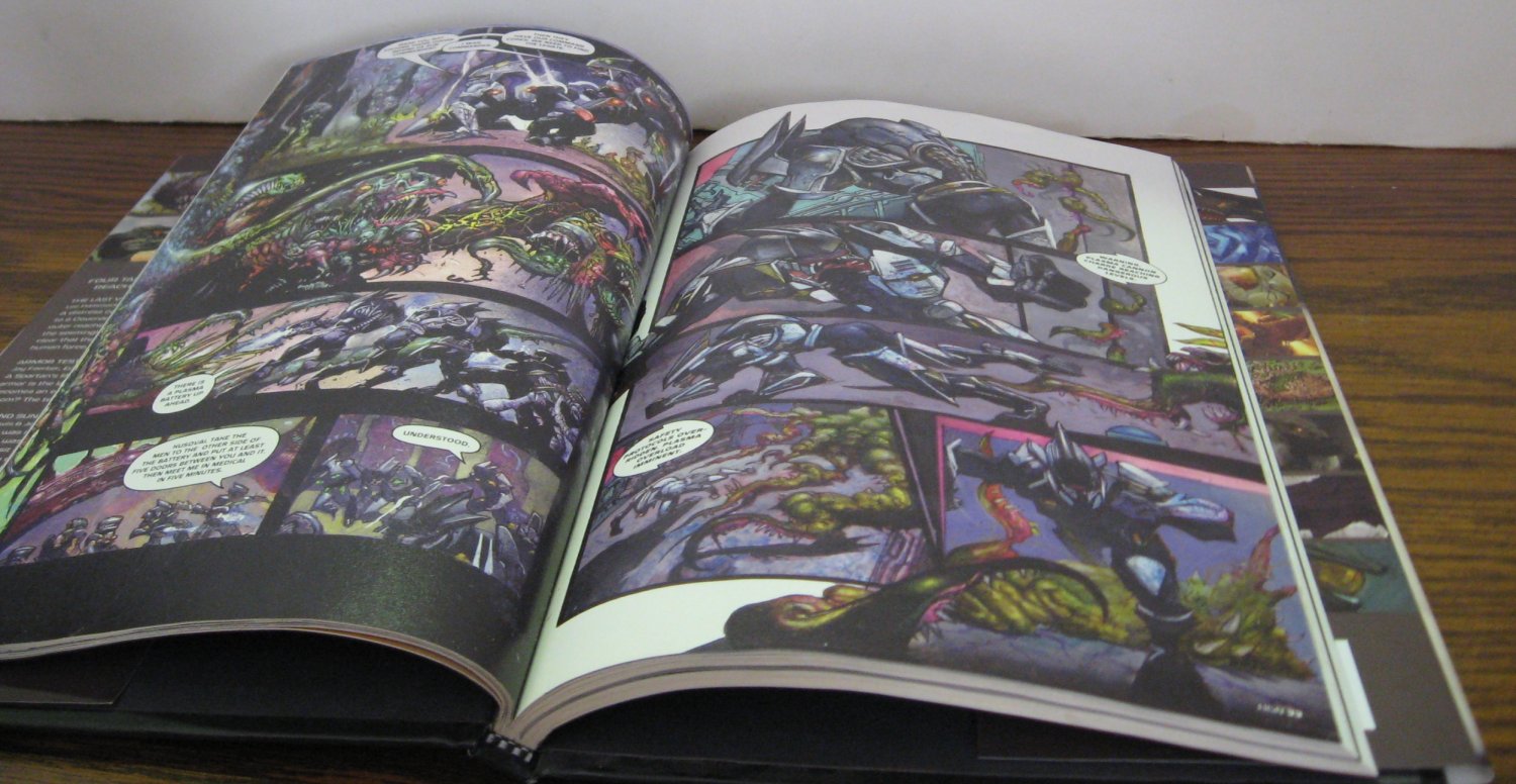 Halo Video Game Graphic Novel Hard Cover Anthology Bungie 2006