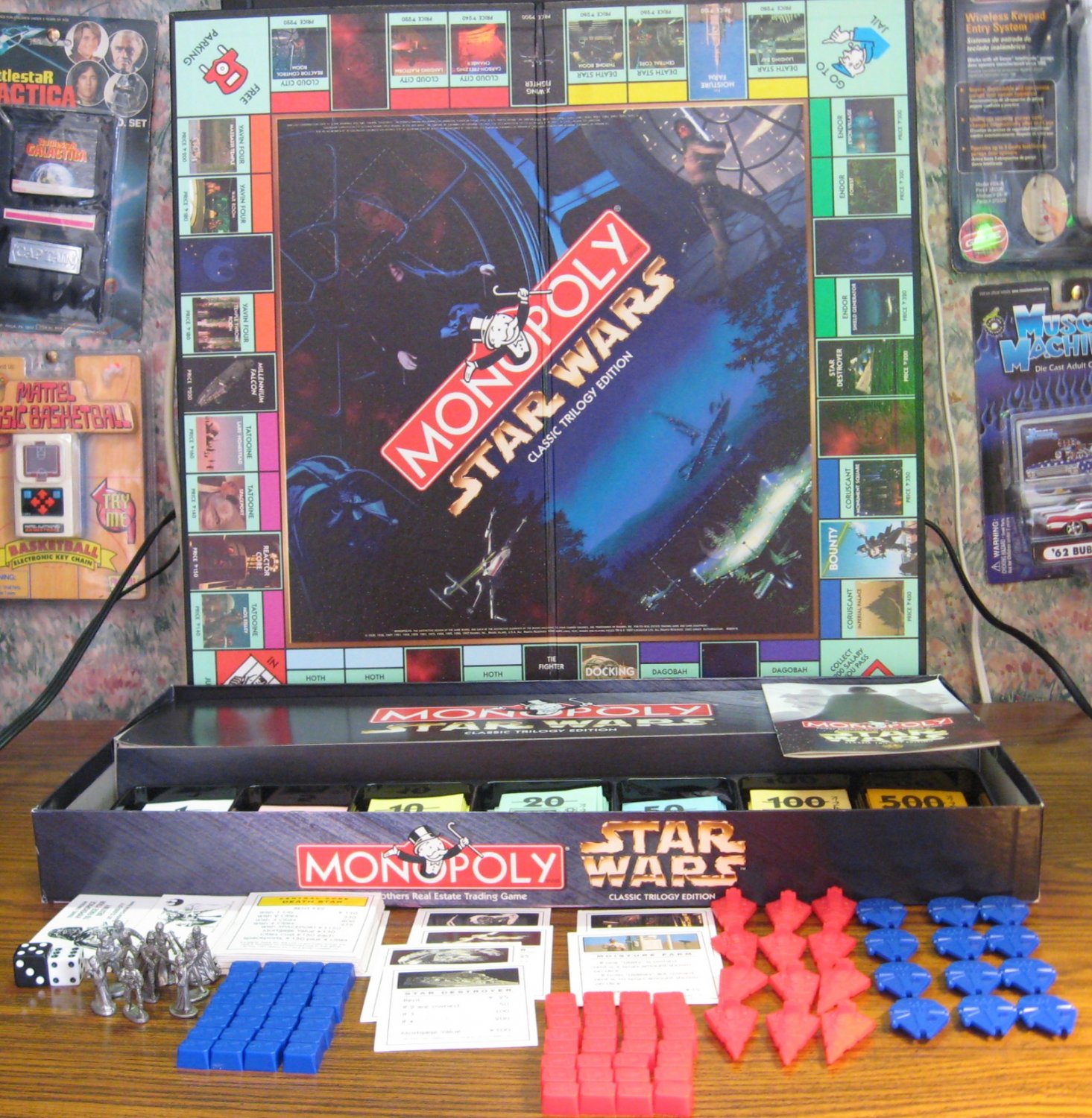 Monopoly Star Wars Classic Trilogy Edition Hasbro 1997 Vintage