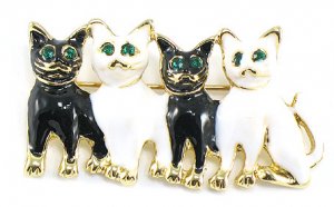 Adorable Black and White Cat Kitten Brooch Pin Broach BP39