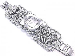 Textured Stainless Steel Chain Link Fashion Watch WW103
