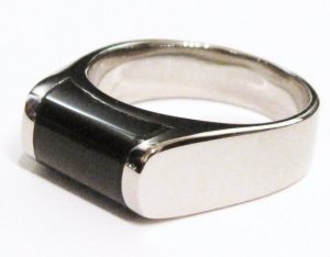 Black Onyx High Polish Unisex Stainless Steel Ring SSR1004