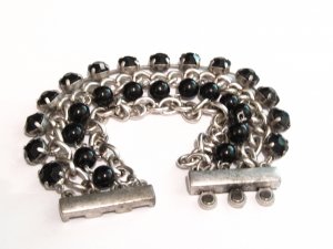 Wide 4 Row Chains Black Beads Magnetic Bracelet BR68