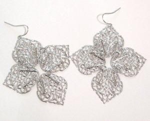 2.5" Exquisite Filigree Leaf Style Dangle Earring EA156