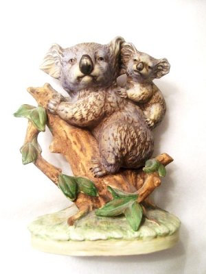 Lefton Figurine Koala With Cub  KW 4751 Vintage China Made in Japan