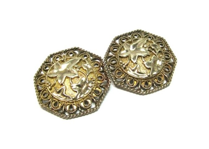 Vintage Avon Jose Barrera Earrings Antique Gold Ornate Scroll Leaf