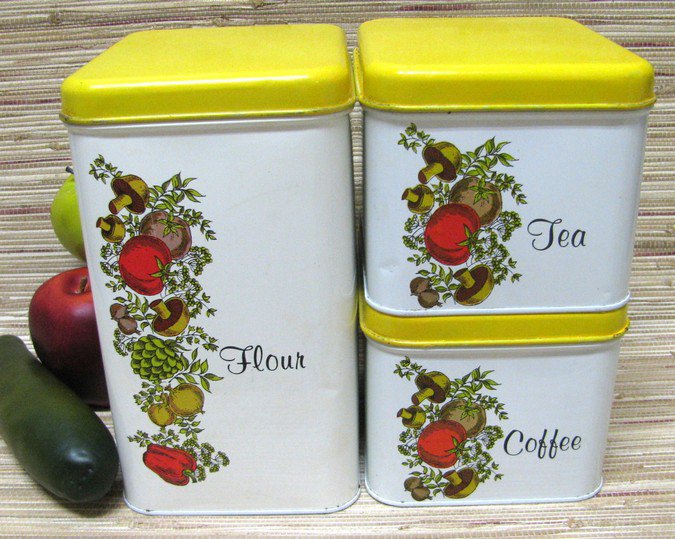 Cheinco Metal Tin Canister Set Spice Of Life Mushroom Tomato Vine White