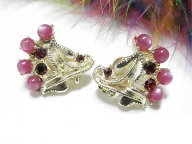 Raspberry Pearl Rhinestone Earrings Gold Star Chicago Vintage Jewelry Clip-on Retro Mod