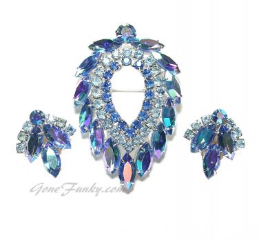 Blue Lagoon Rhinestone Brooch Earrings Juliana DeLizza Elster Coventry 60s Jewelry Prom Formal