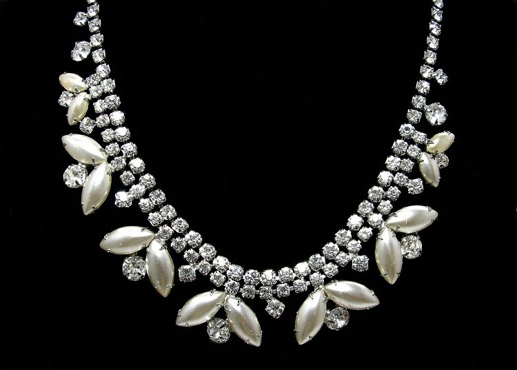 Weiss Rhinestone Pearl Necklace Large Choker 1950s Vintage Flower Double Strand Silver