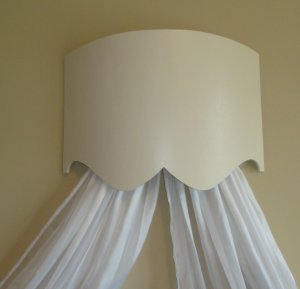 Curved Bed Crown Cornice