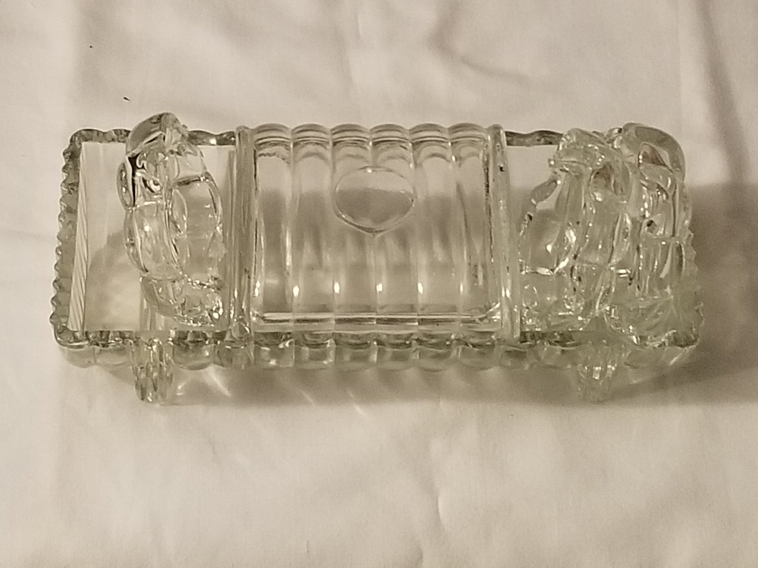 Clear Glass Cigarette Holder with 3 Ashtrays