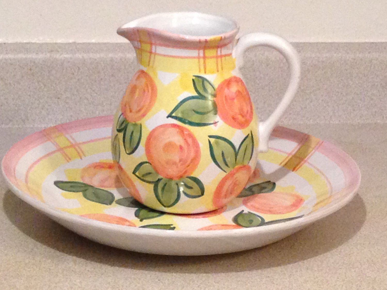 Val Do Sol Pitcher and Plate