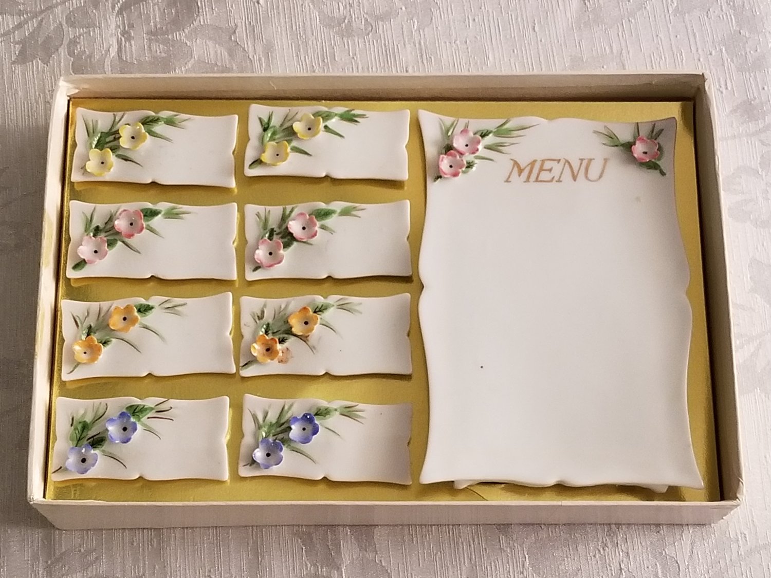China Place Menu & 8 Place Name Markers