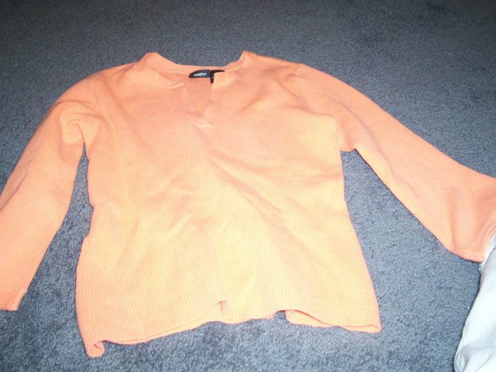 Girls Soft Orange Cream 76% Cotton Sweater size small