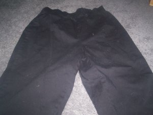 Women's Black Stretch Capri's size M by LA Blues