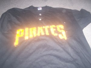 Russell Athletic Pirates Tee Shirt size M