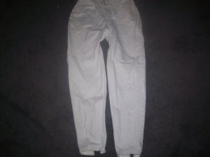 Women's White Tappered Leg Size 9/10 Jordache Jeans