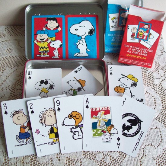 The Peanuts Gang Snoopy Collector Tin with Decks of Playing Cards UFS