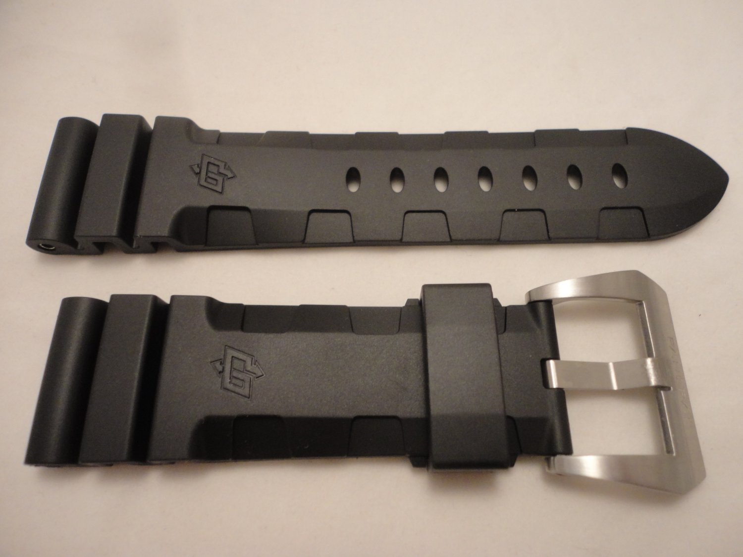 24mm Black Accordion Rubber Dive Strap w Buckle for 44mm Panerai