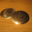 Spiral engraving earrings