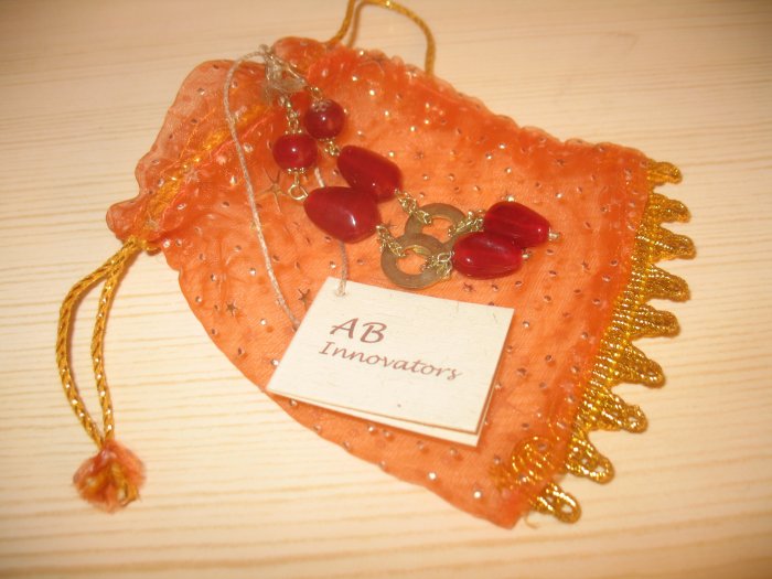 Red stone bead earrings (bundle of 10)