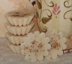Amaretto Nog - 4 Highly Scented Holiday Soy Wax Tarts