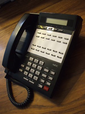 NITSUKO NEC 22B LCD Black Office Telephone 124i 92753