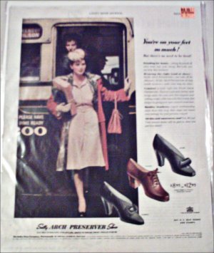 1943 Arch Preserver Shoes ad