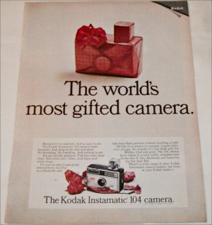 1967 Kodak Instamatic 104 Camera Christmas ad