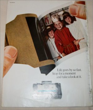 1967 Polaroid Land Automatic 210 Camera Christmas Play ad