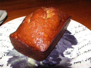 4 Home-Made Mini Banana Bread Loaves
