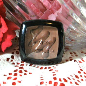 Revlon Lip Gloss Compact in Toffee Drizzle
