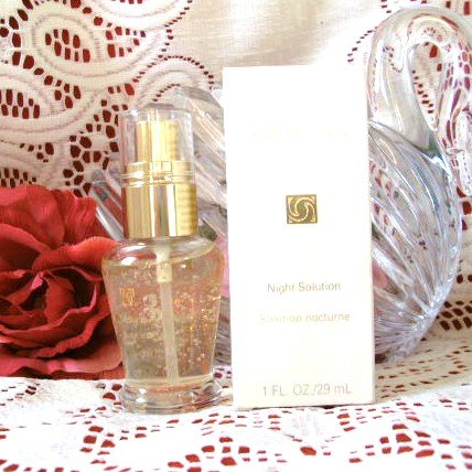 Famous Brand Name Age Fighting Night Solution for all Skin Types 1 fl oz ORIGINAL FORMULA