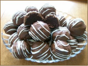 Chocolate Cake Bites - Cake Truffles