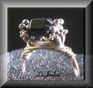 ORIGINAL HEMATITE PEBBLE RING (T-4003)