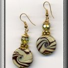TAFFY TIGER SWIRL LAMPWORK BEADS & GOLD TONE EARRINGS (E-3127)