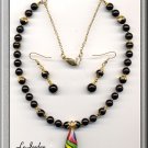 ELEGANT NECKLACE IN BLACK WITH TEARDROP LAMPWORK GLASS PENDANT(N-2153)