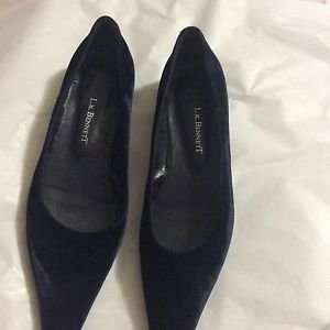 EXCELLENT CONDITION L.K. Bennett Midnight Blue Velvet Flats - EU 38/US 7.5
