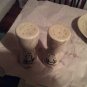 EXCELLENT CONDITION Red Wing Bob White - Pair of Salt and Pepper Shakers