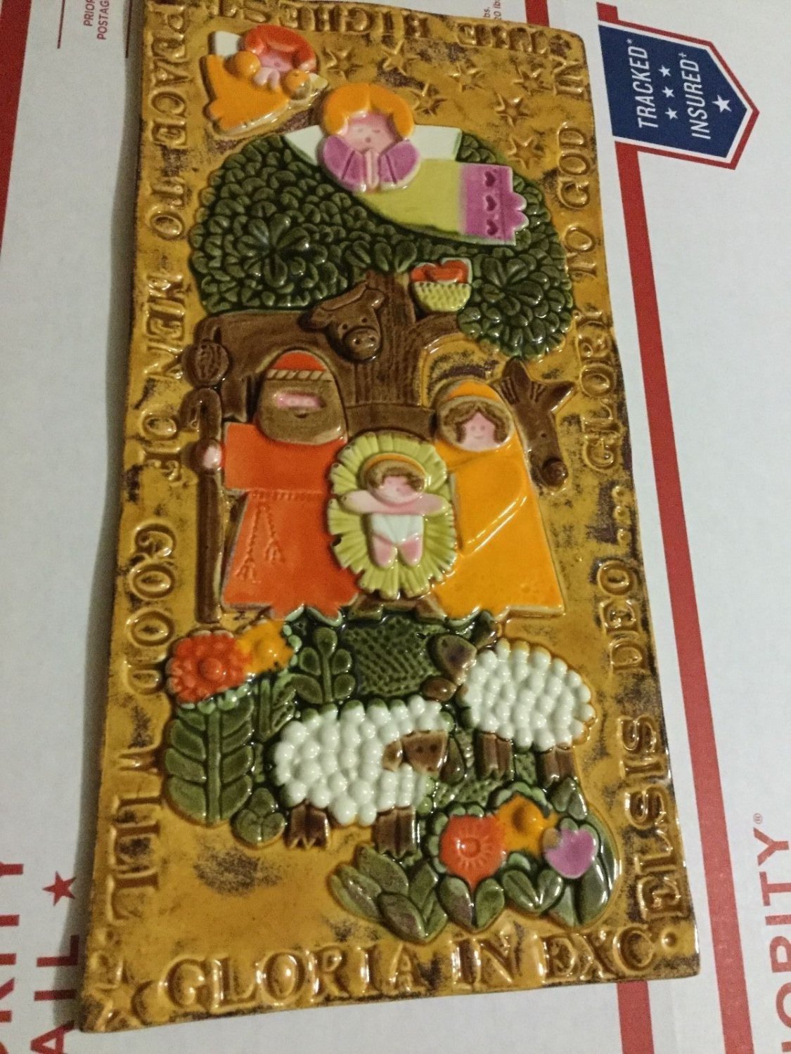 EXCELLENT COND Glazed Ceramic Hanging Wall Art/Plaque Nativity Scene - 11.25"T