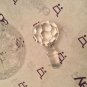 EXCELLENT CONDITION Vintage Ships Decanter w/ Honeycomb Stopper - 6&acirc;��T