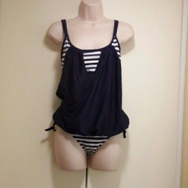 NEW Navy blue and white tankini size L