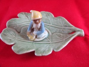 Leprechaun Leaf Dish Shamrock Pottery Made in Ireland