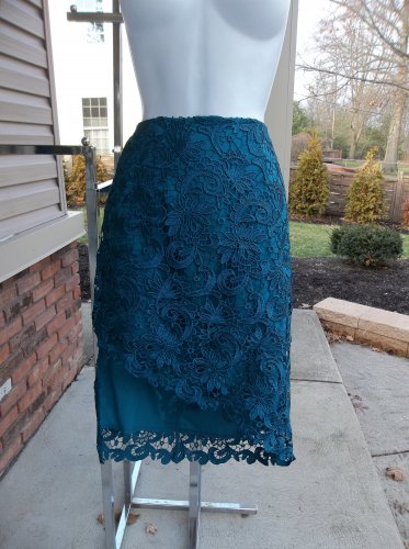 NWT GUESS TEAL LACE FAB SKIRT ASYMETERICAL HEM 4 $89