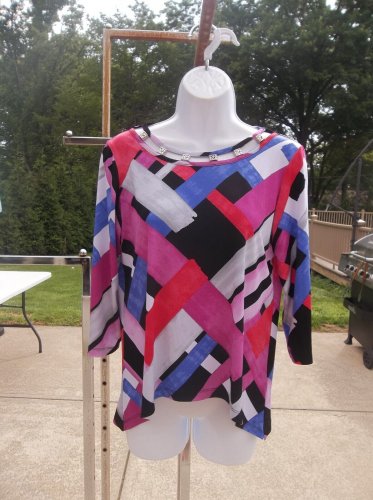 NWOT ALFRED DUNNER MULIT SHAPE PRINT TOP PS